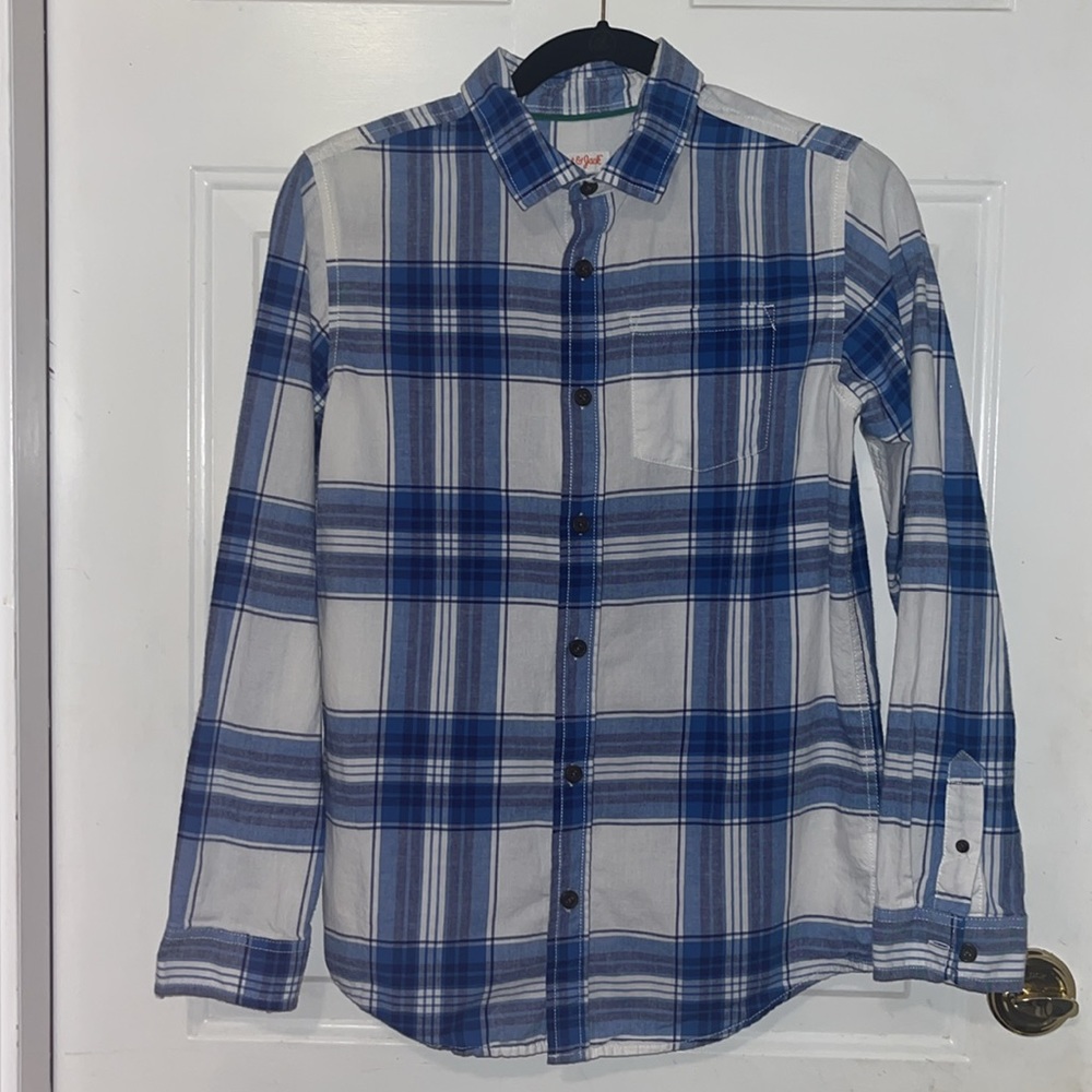 Youth XL long sleeved dress shirt